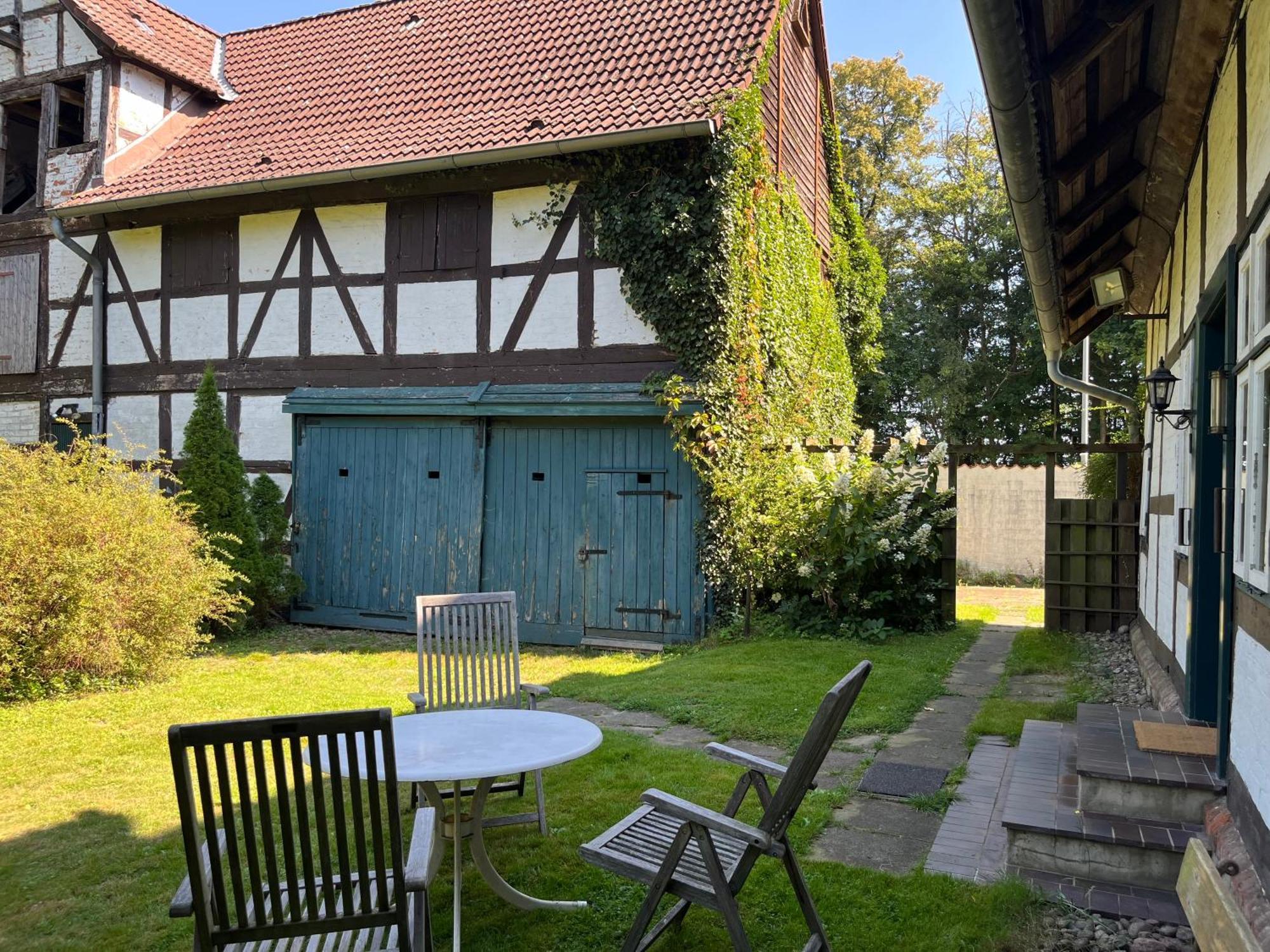 „Altes Forsthaus“ Am Schloss Uelzen Buitenkant foto